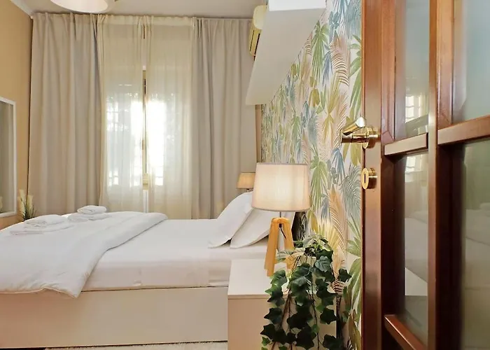 Apartment Lucky Domus Tuscolano Rom