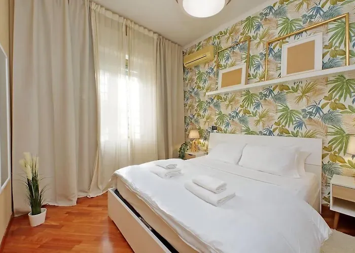 Lucky Domus Tuscolano Apartment