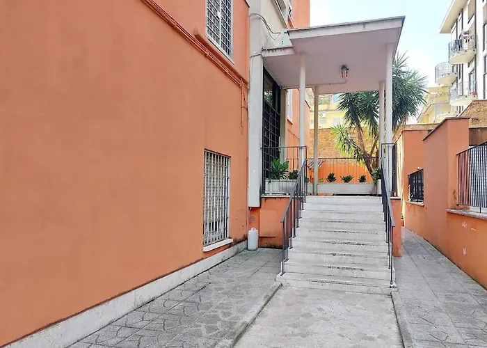 Lucky Domus Tuscolano Apartment Rom