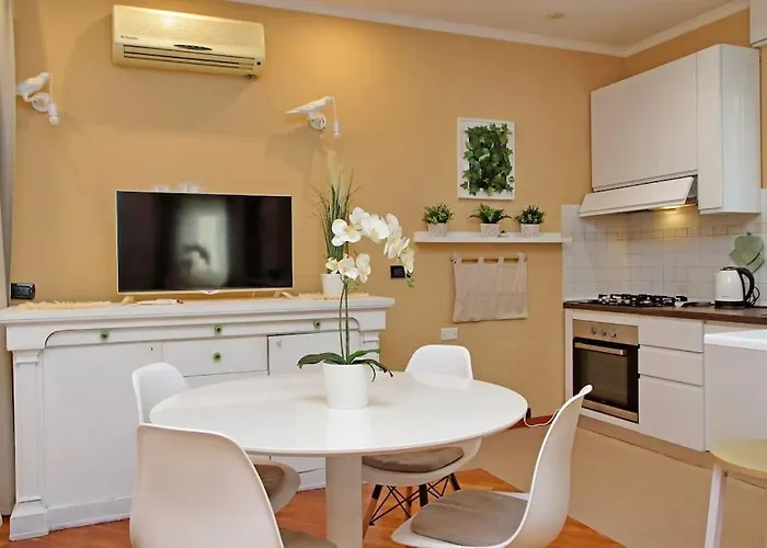 Lucky Domus Tuscolano Apartment